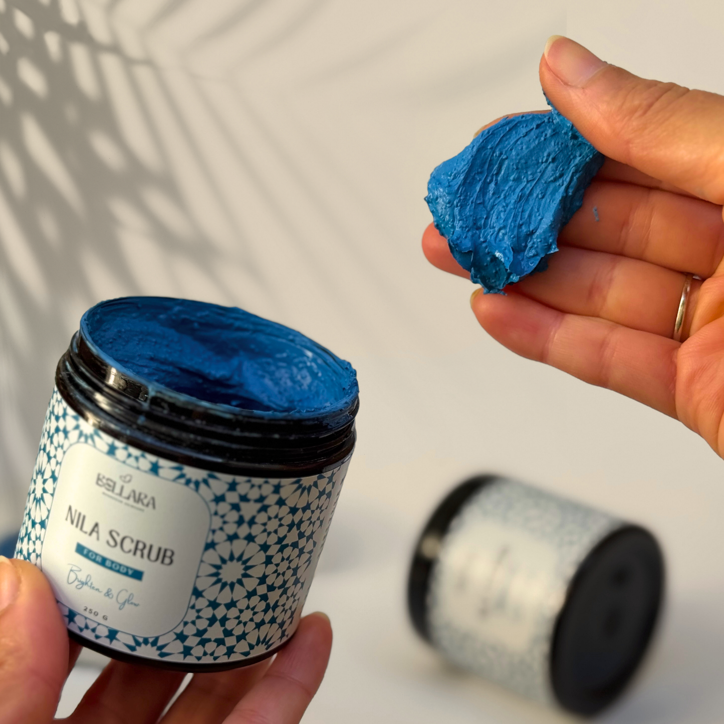 Nila Body Scrub – Reveal Radiant, Even-Toned Skin